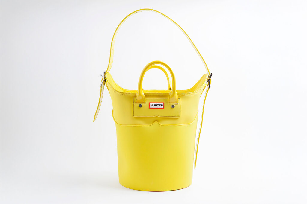 Fotografía de bolso amarillo para catálogo de producto